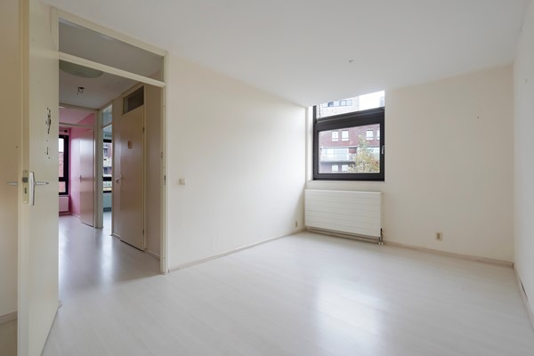 Medium property photo - Marga Klompéstraat 9, 2552 HL Den Haag